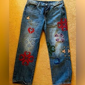 Beautiful embroidered lucky brand jeans brand new were over 200 bucks